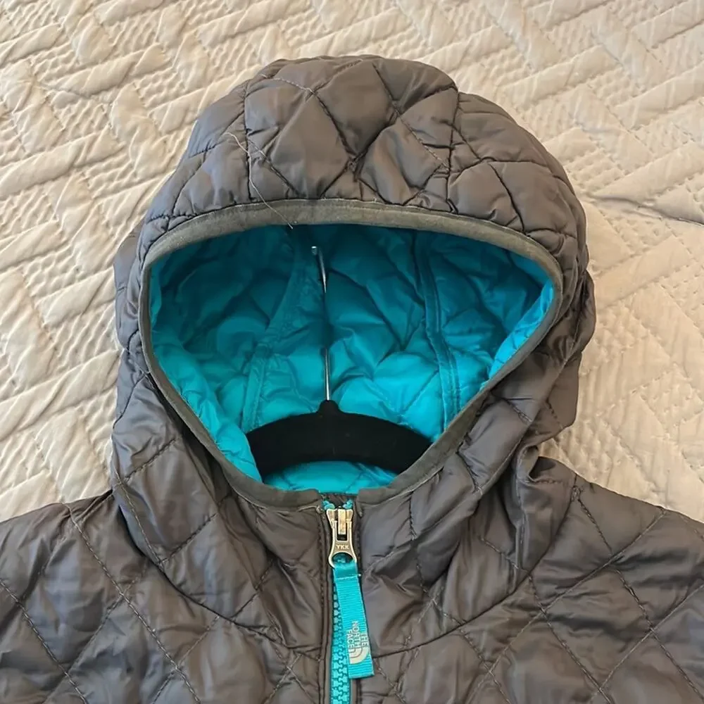 Northface‎ girls- light jacket, grey